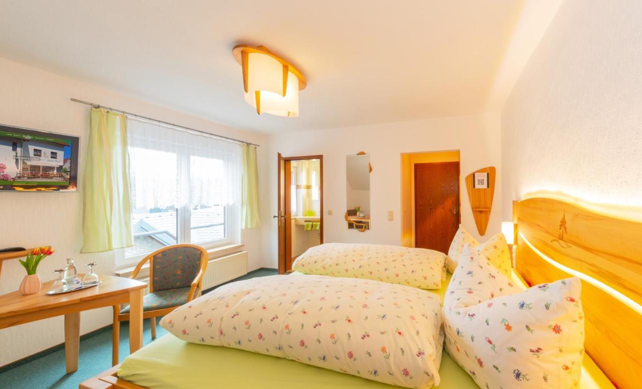 Rennsteighotel Gruener Baum Schmiedefeld am Rennsteig Ngoại thất bức ảnh